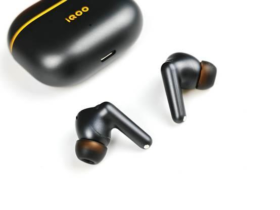 用体验：旗舰降噪与卓越体验的完美融合爱游戏ayxiQOO TWS 5使(图5)